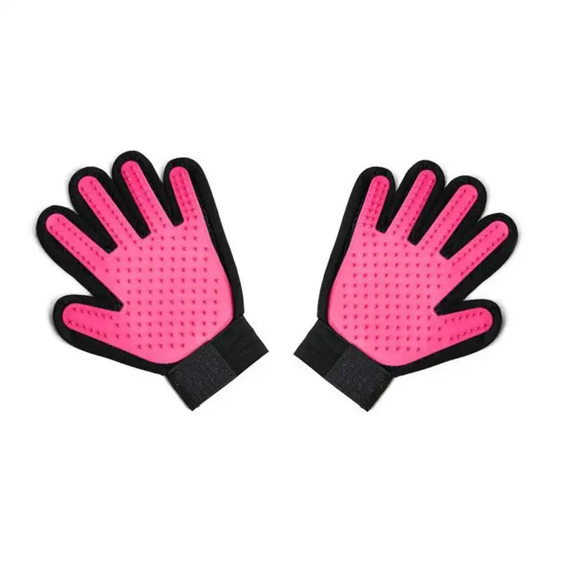 Pet grooming gloves
